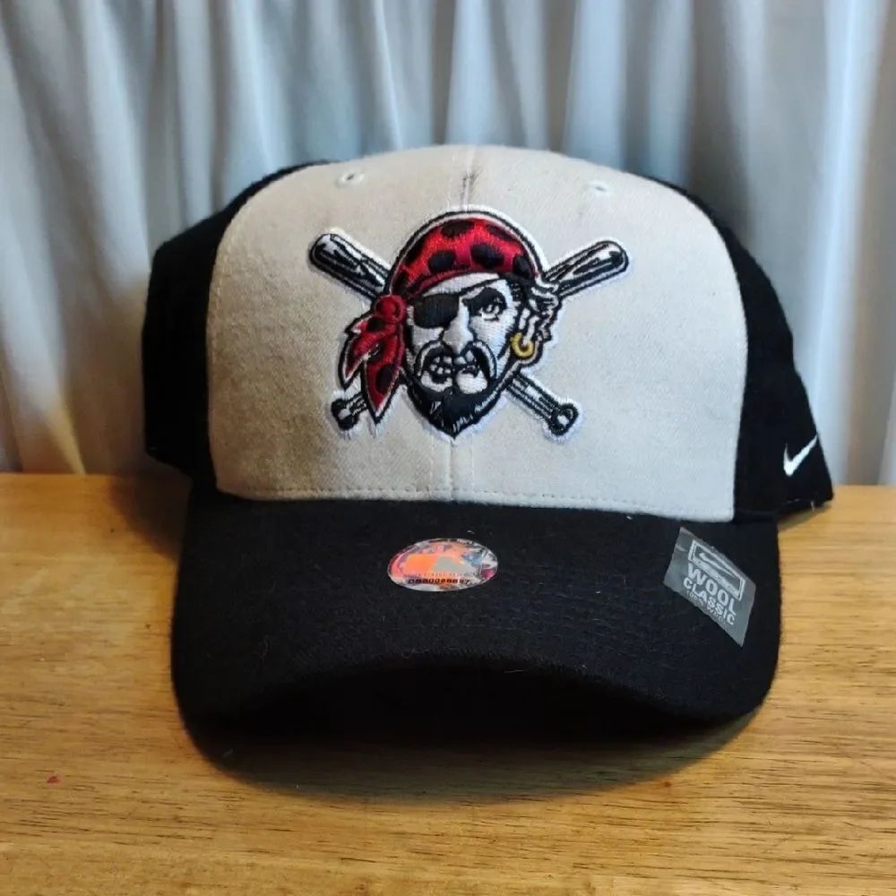Nike Pittsburgh Pirates Wool Velcroback Hat - New